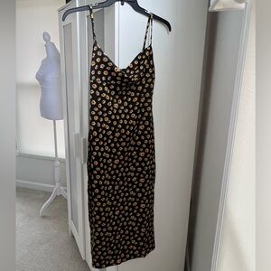 NWT WeWoreWhat Ditsy Daisy MIDI dress Size: 2